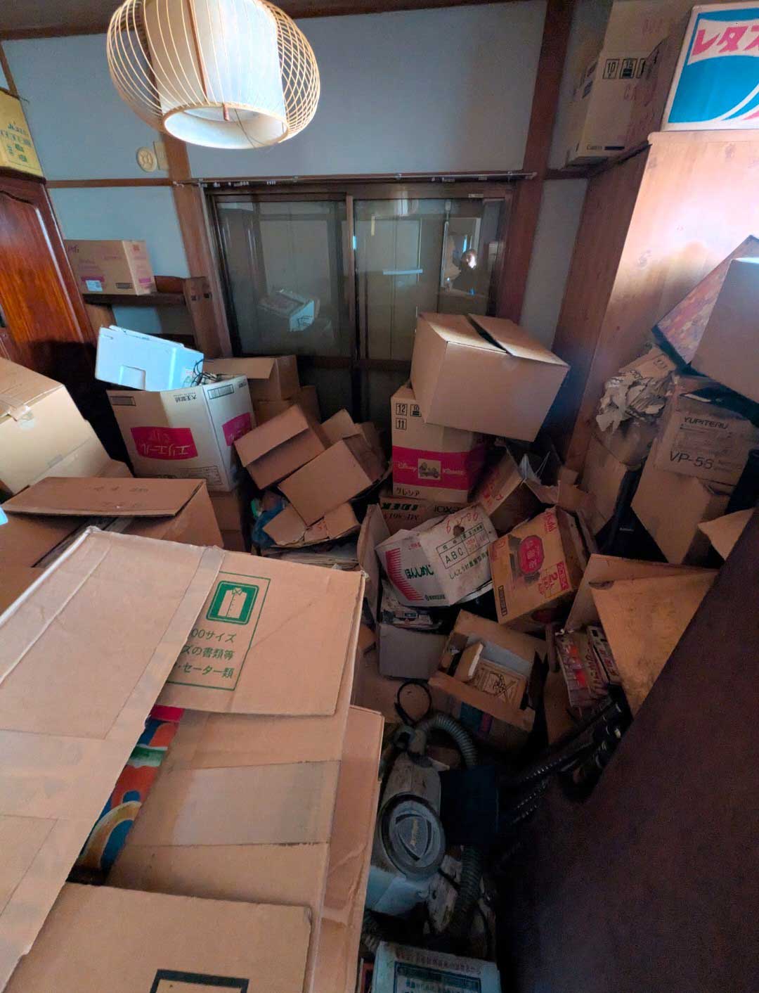 団地で起きたゴミ屋敷問題